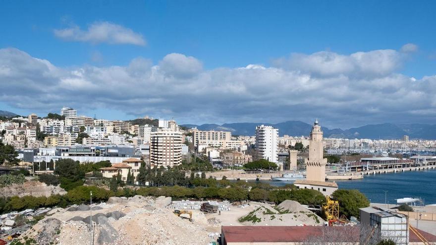 ARCA pide frenar la inminente concesión de la planta de residuos líquidos del Puerto de Palma, situada junto al Castillo de San Carlos