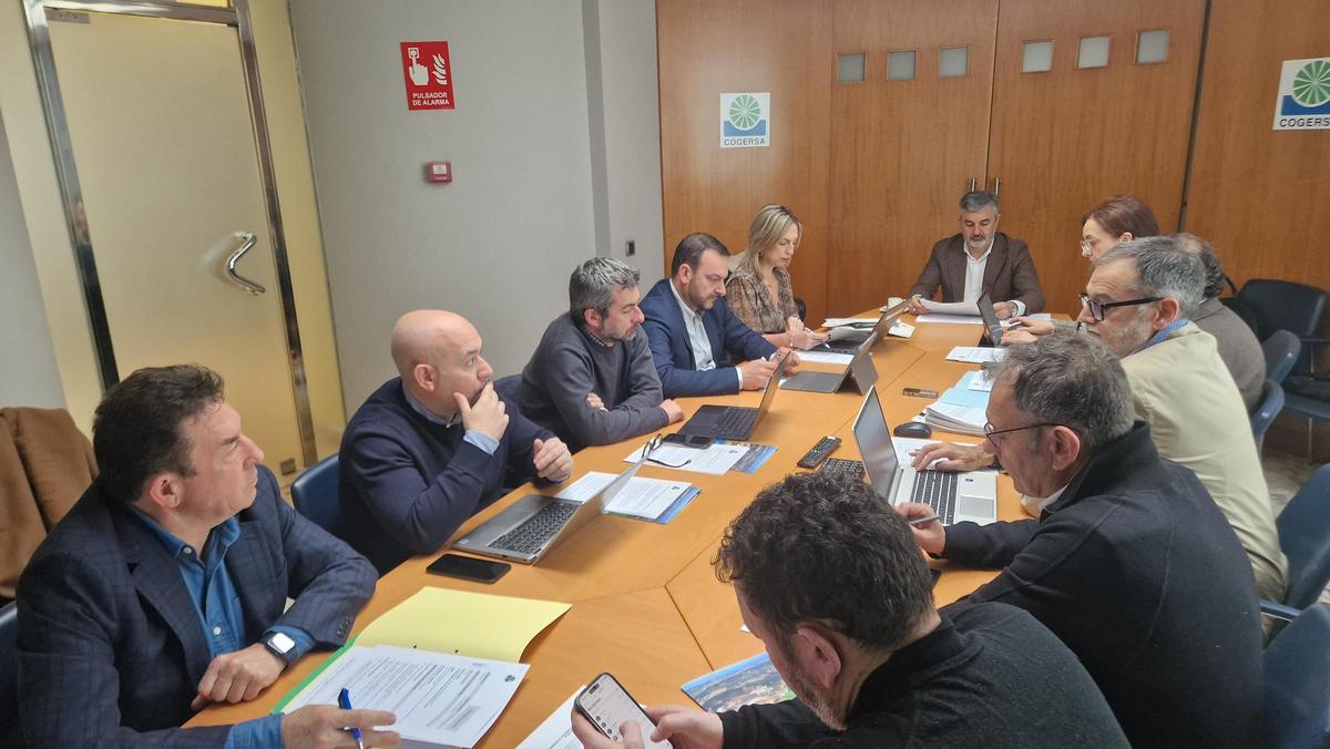 Un momento de la reunión del Consejo de Administración de Cogersa.