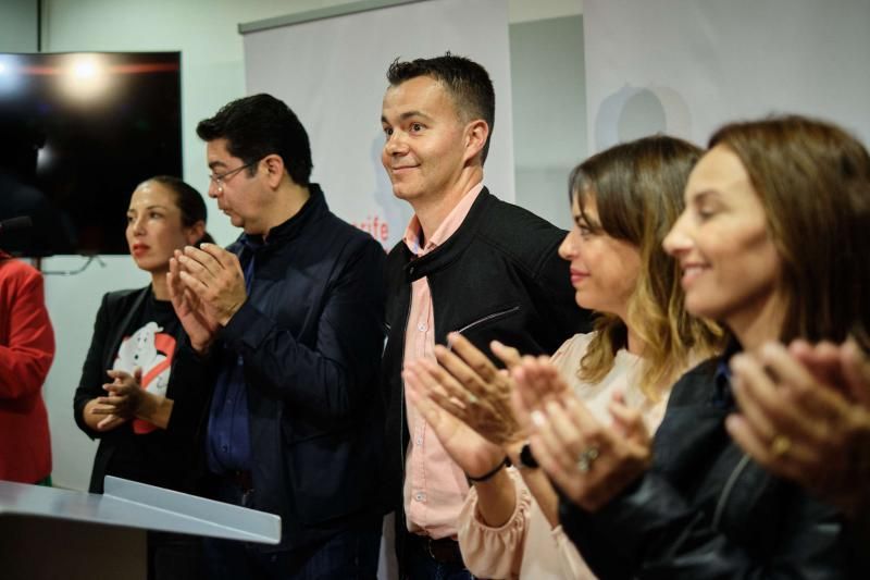 Los socialistas celebran el resultado del 10N