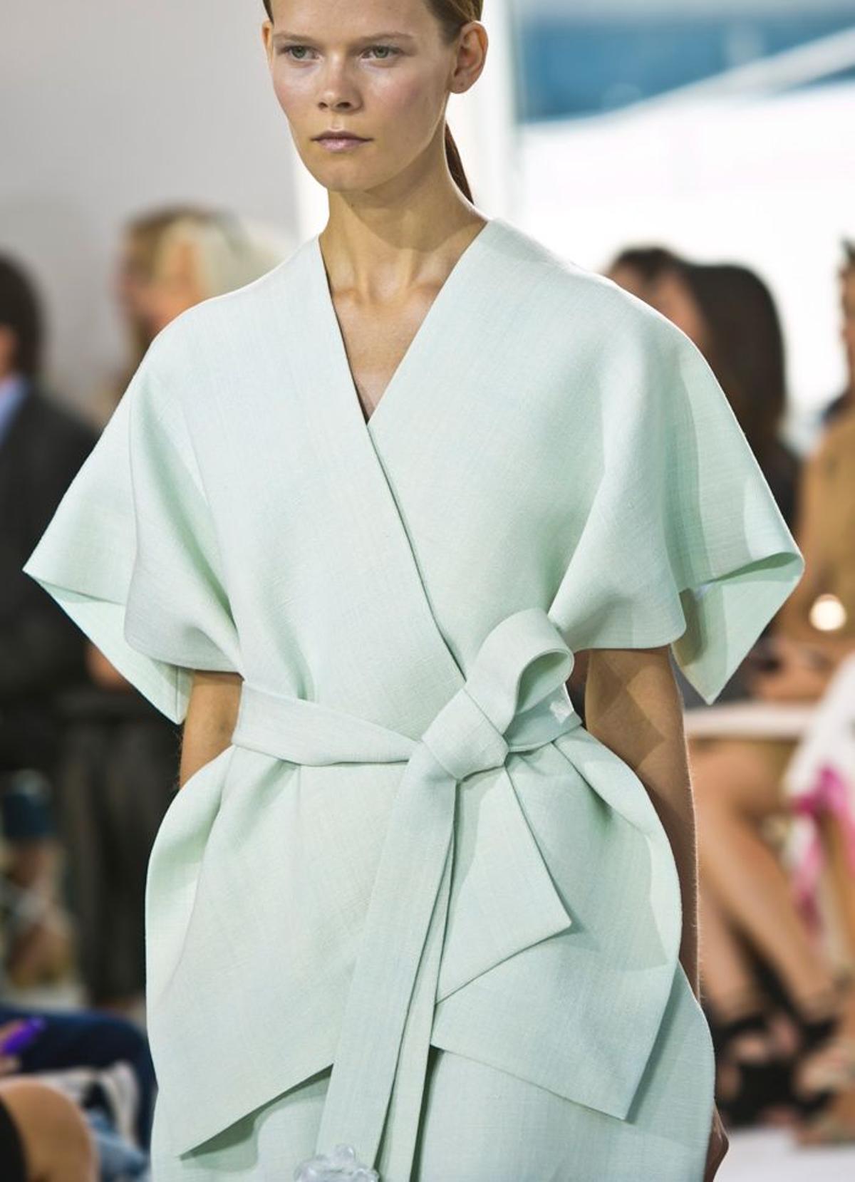 Nueva York Fashion Week: Delpozo, abrigo en verde