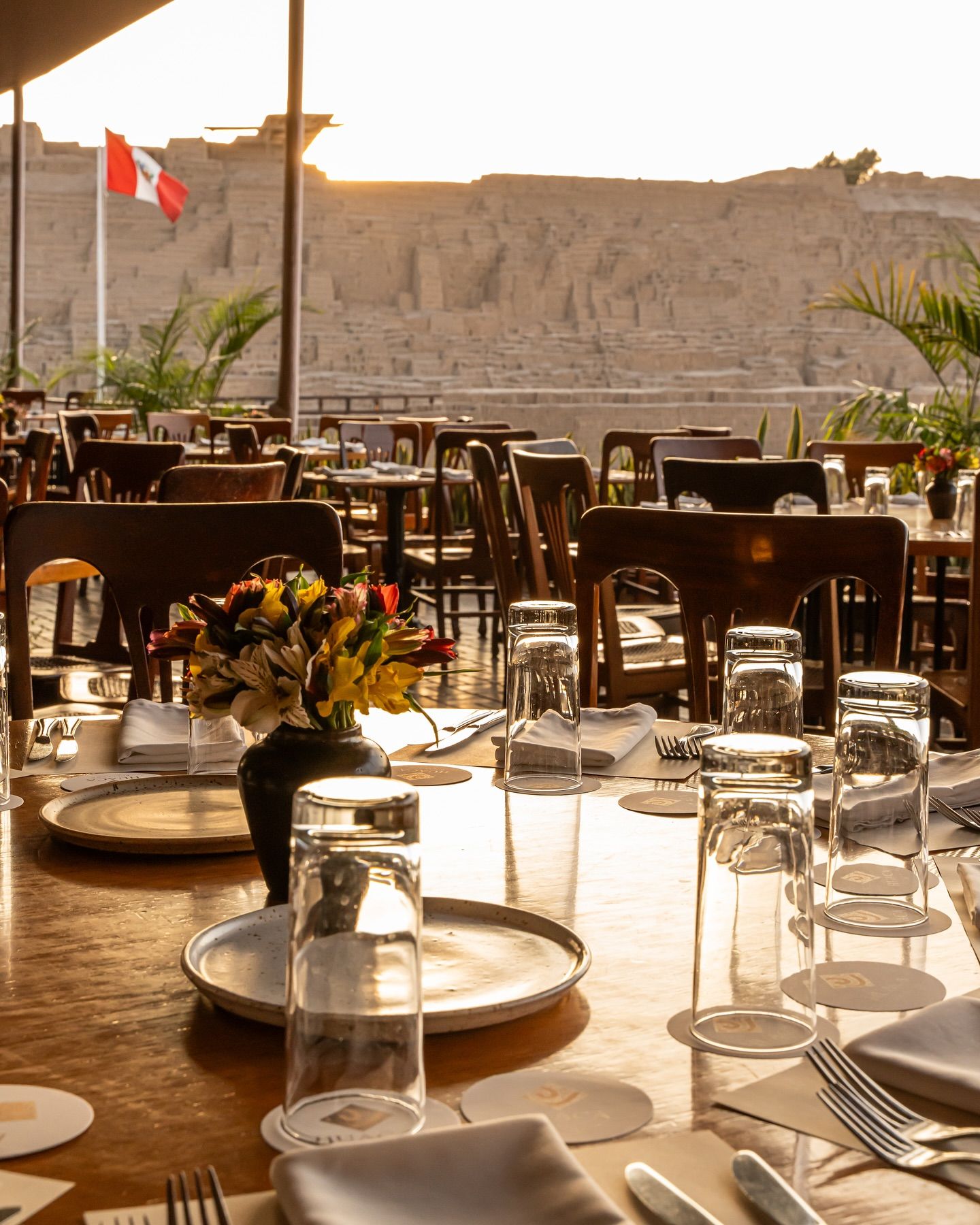Así se ve la terraza del restaurante Huaca Pucllana.