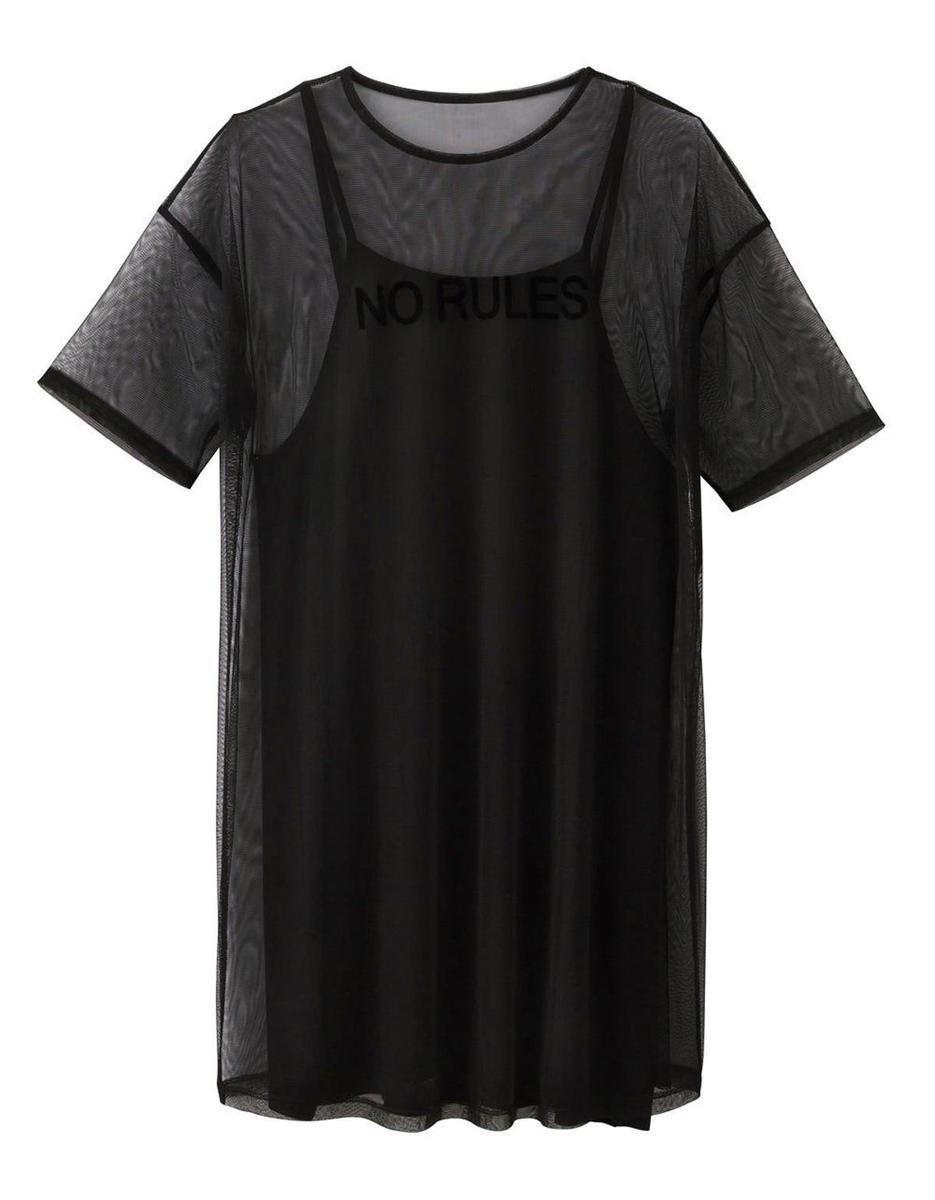 Vestido con transparencias negro (precio: 22,99 euros)