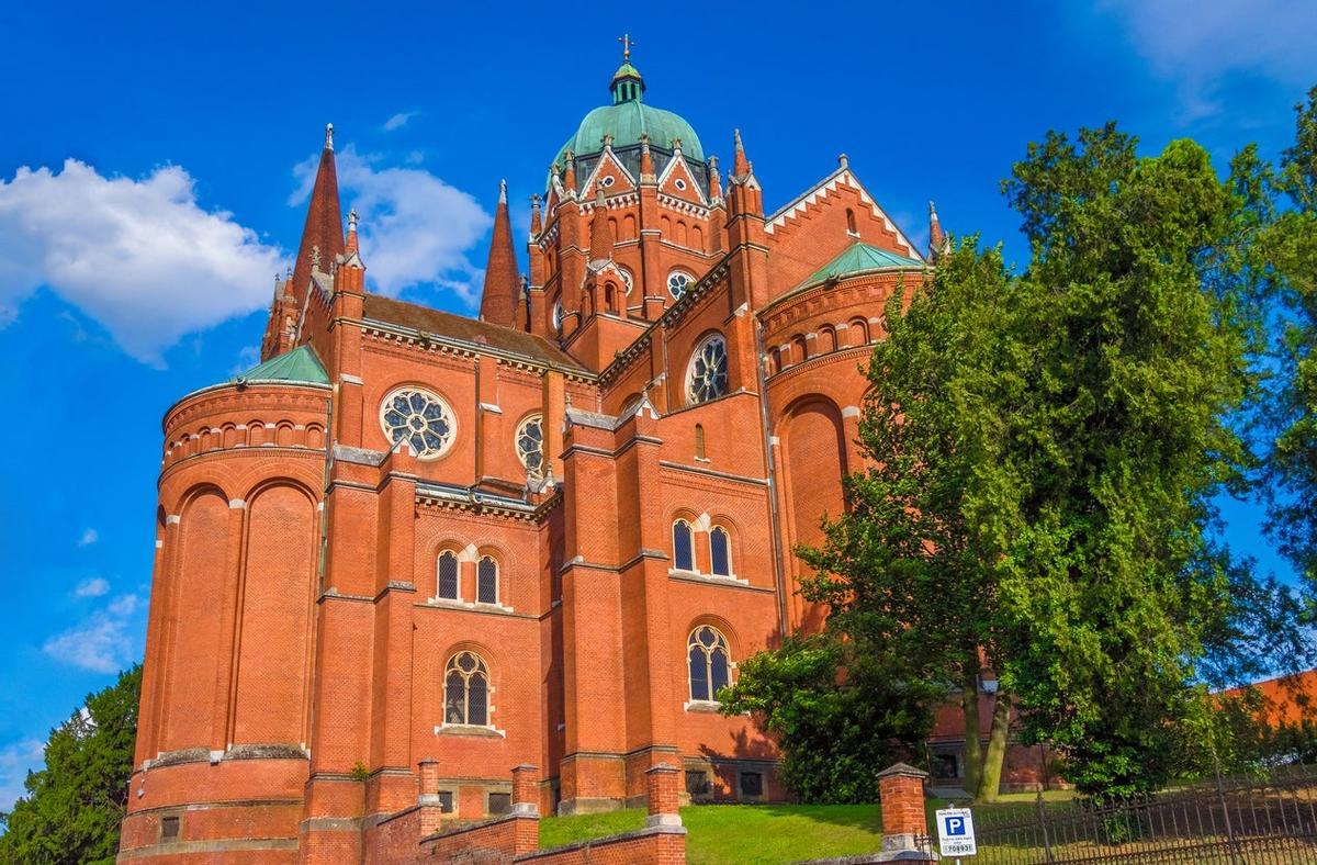 Catedral de Peter en Djakovo