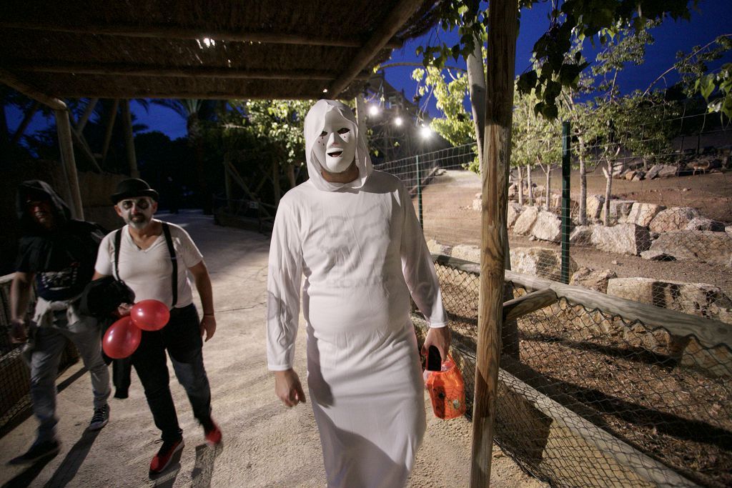 Así ha sido el terrorífico safari nocturno de Terra Natura en Halloween