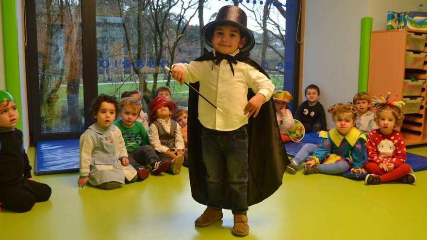 Participantes en la fiesta que celebró la Escuela Infantil del Campus y que se dedicó al circo. // Duvi