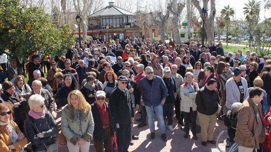 Unas 500 personas se concentran por el futuro de la comarca del Guadiato