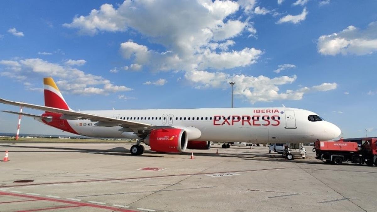 Una imagen de un avión de Iberia Express.