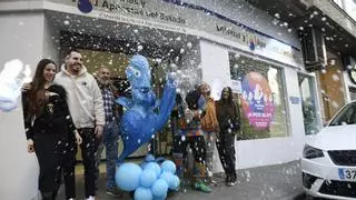 El tercer premio de la Lotería de Navidad cae en varios municipios de la Región: "Tenemos una aquí liada que no veas"