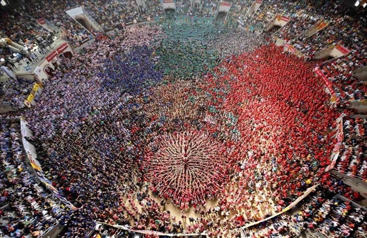 Colla Vella dels Xiquets de Valls.