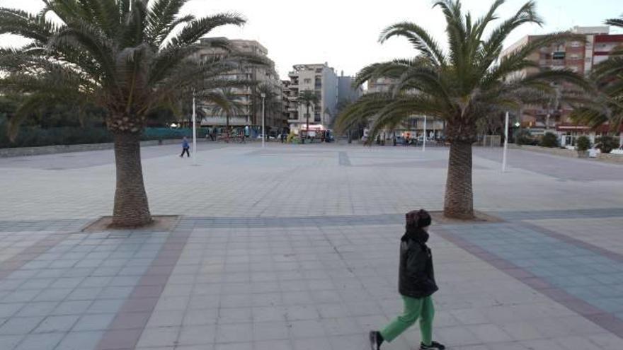 Plaza de la Concordia, sin ningún tipo de sombra.