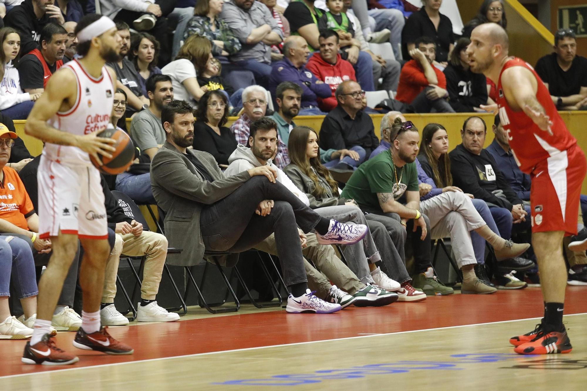 Totes les imatges del Bàsquet Girona - València