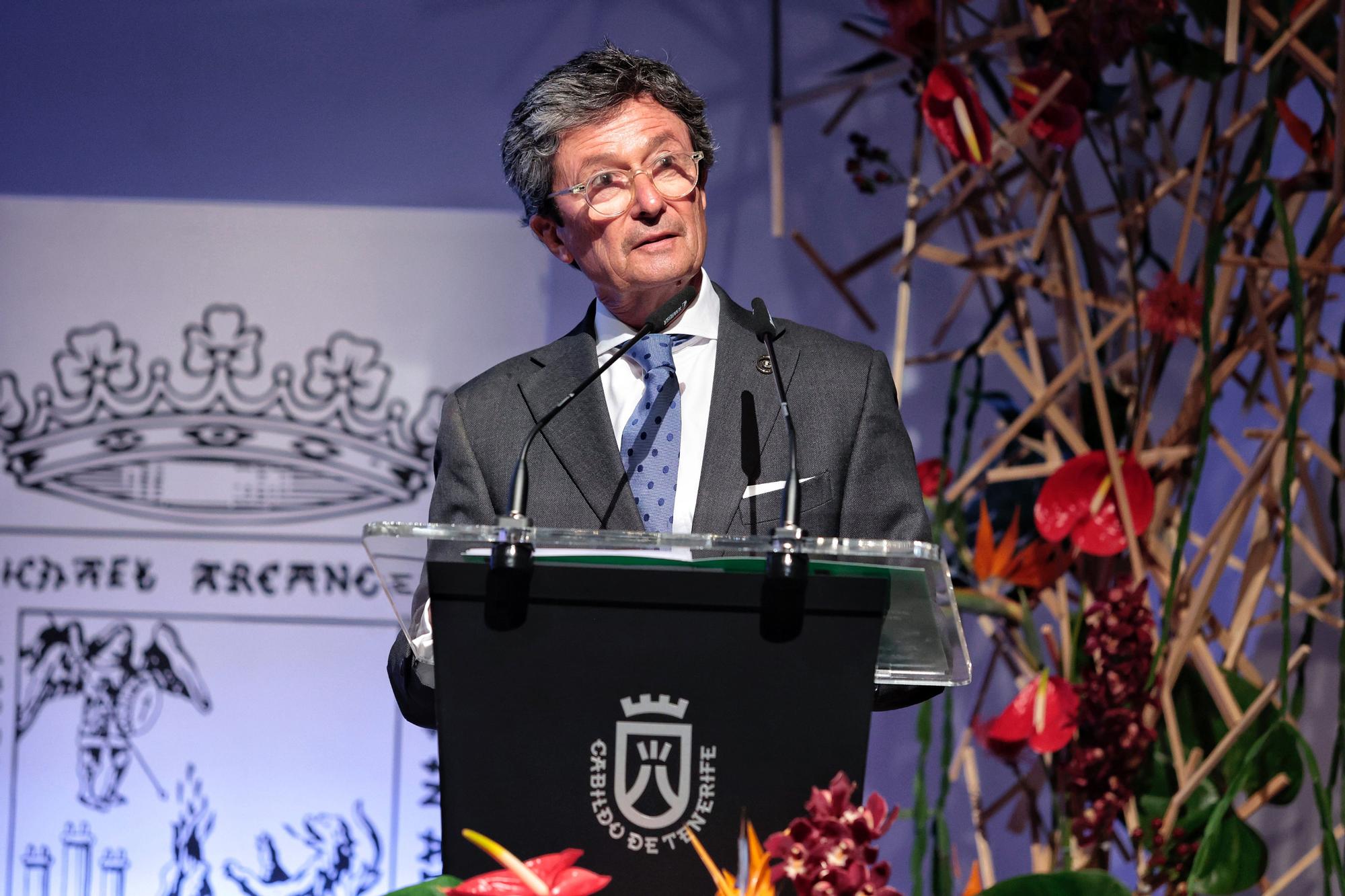 Acto de entrega de Medalla de Oro e Hijo Predilecto de la Isla de Tenerife