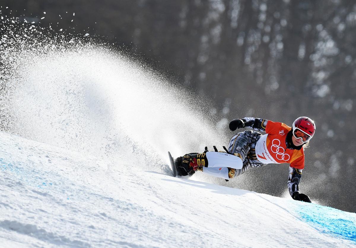 Snowboard - Pyeongchang 2018 Winter Olympics - Women’s Parallel Giant Slalom Finals - Phoenix Snow Park - Pyeongchang, South Korea - February 24, 2018 - Ester Ledecka of Czech Republic competes. REUTERS/Dylan Martinez  SEARCH OLYMPICS BEST FOR ALL PICTURES. TPX IMAGES OF THE DAY.