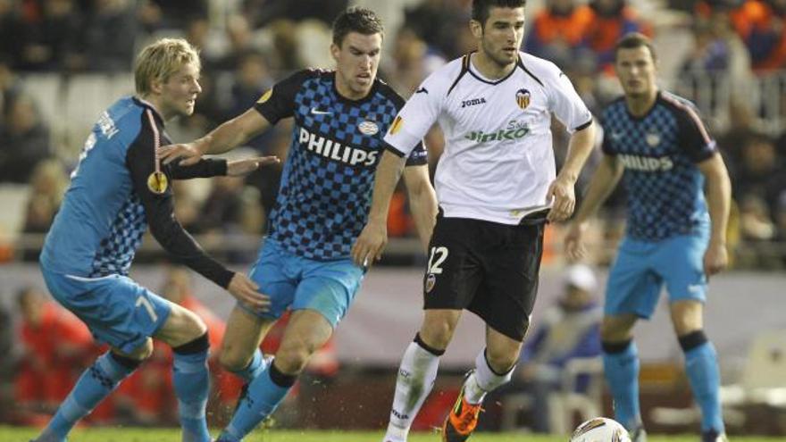 Antonio Barragán brilló con luz propia en el lateral derecho y participó en el segundo gol del Valencia.