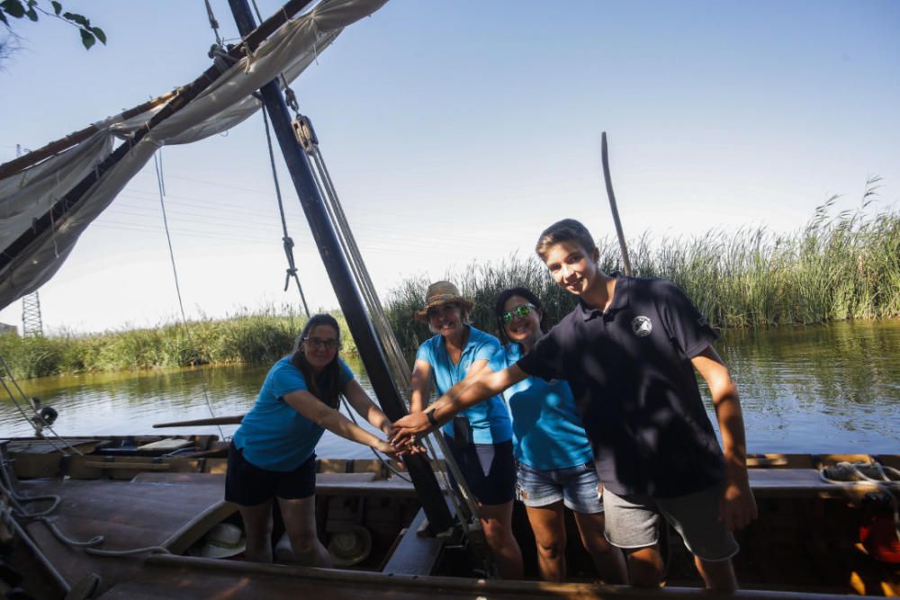 Regata-exhibición de vela latina en l'Albufera