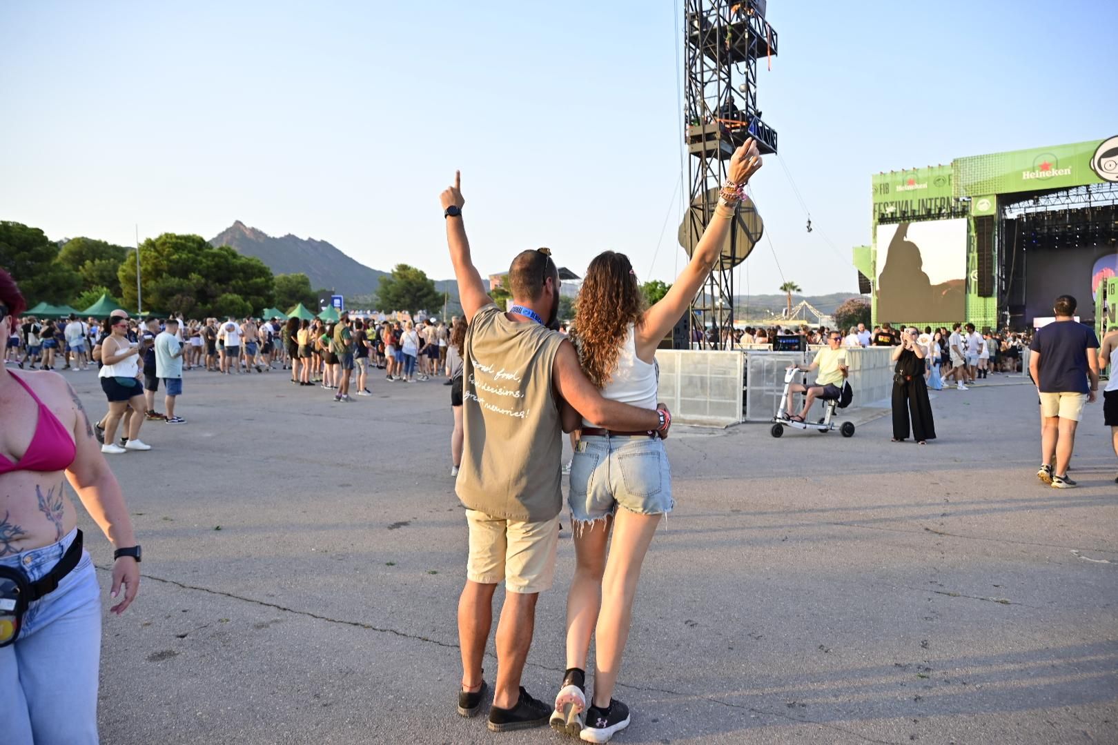 Galería | Los asistentes del FIB disfrutan de su primer día de festival