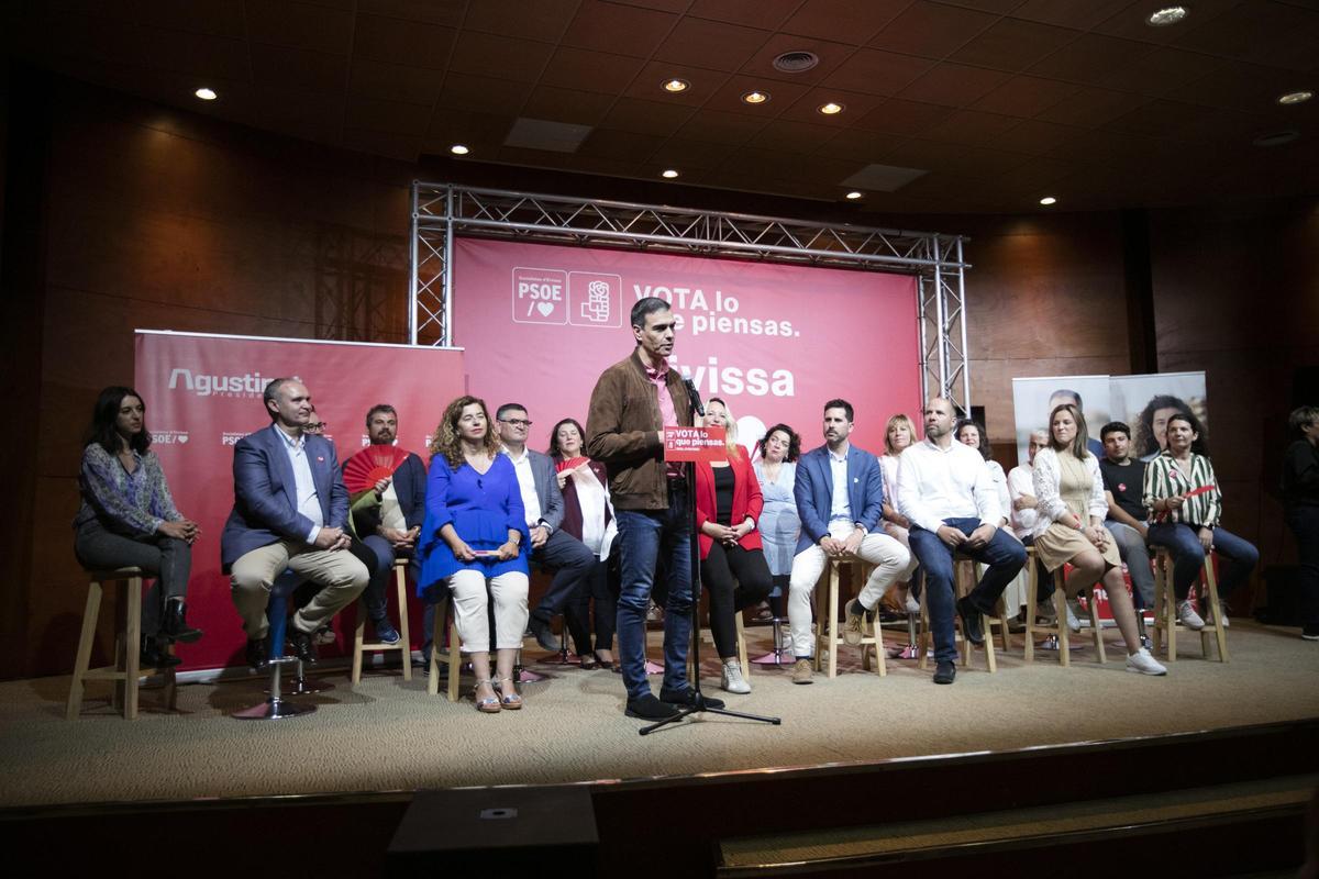 Todas las imágenes de Pedro Sánchez en Ibiza