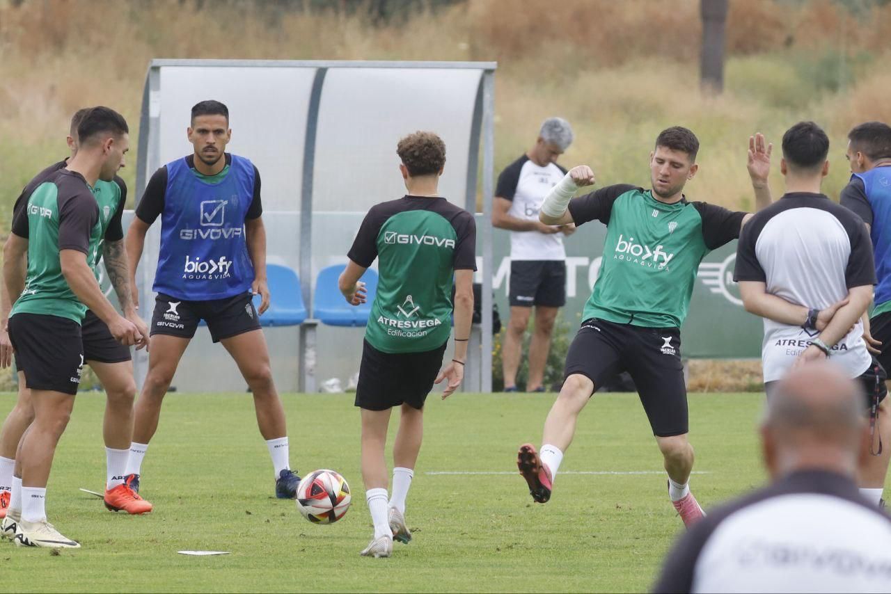 El Córdoba CF prepara el play off de ascenso a Segunda ante el Barcelona B