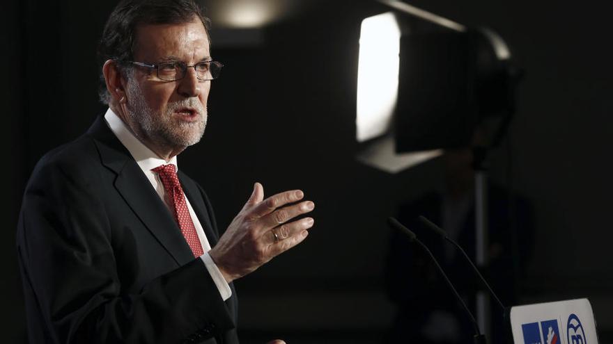 Rajoy diu que Espanya necessita un govern «seriós» i no un «d&#039;amateurs»