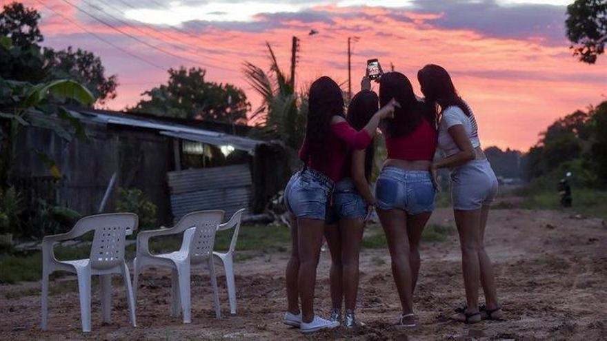 La pobreza arrastra a prostituirse en España a venezolanas