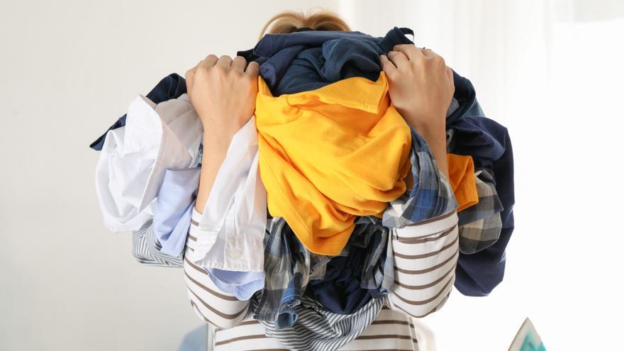 El secreto mejor guardado de Marie Kondo: el truco para doblar la ropa que cambiará tu vida