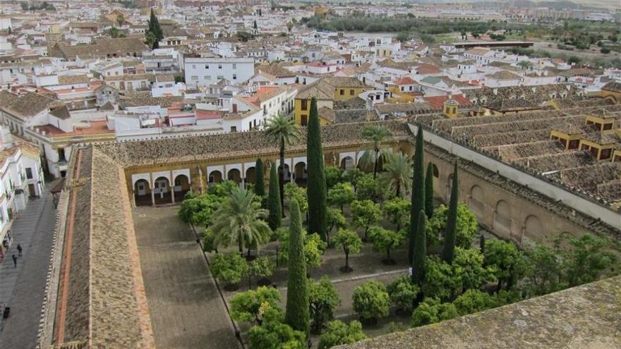 Descargue aquí los cinco itinerarios de acceso a pie al Patio de los Naranjos