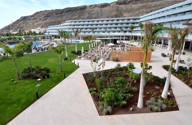 HOTEL RADISSON BLU MOGÁN