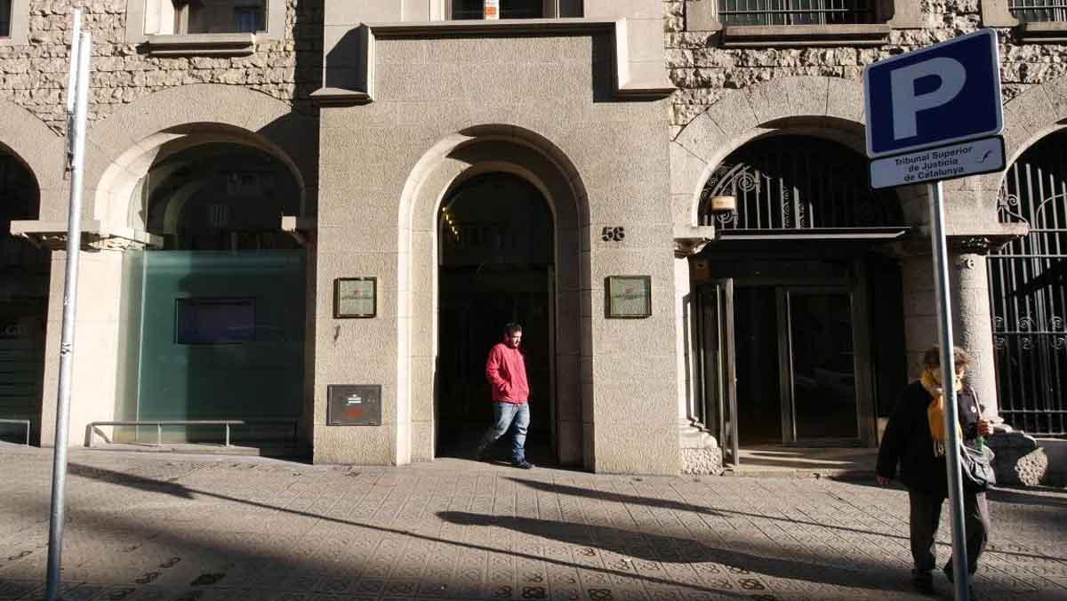 La Policia registra lInstitut dEstadística de Catalunya buscant el cens de l1-O