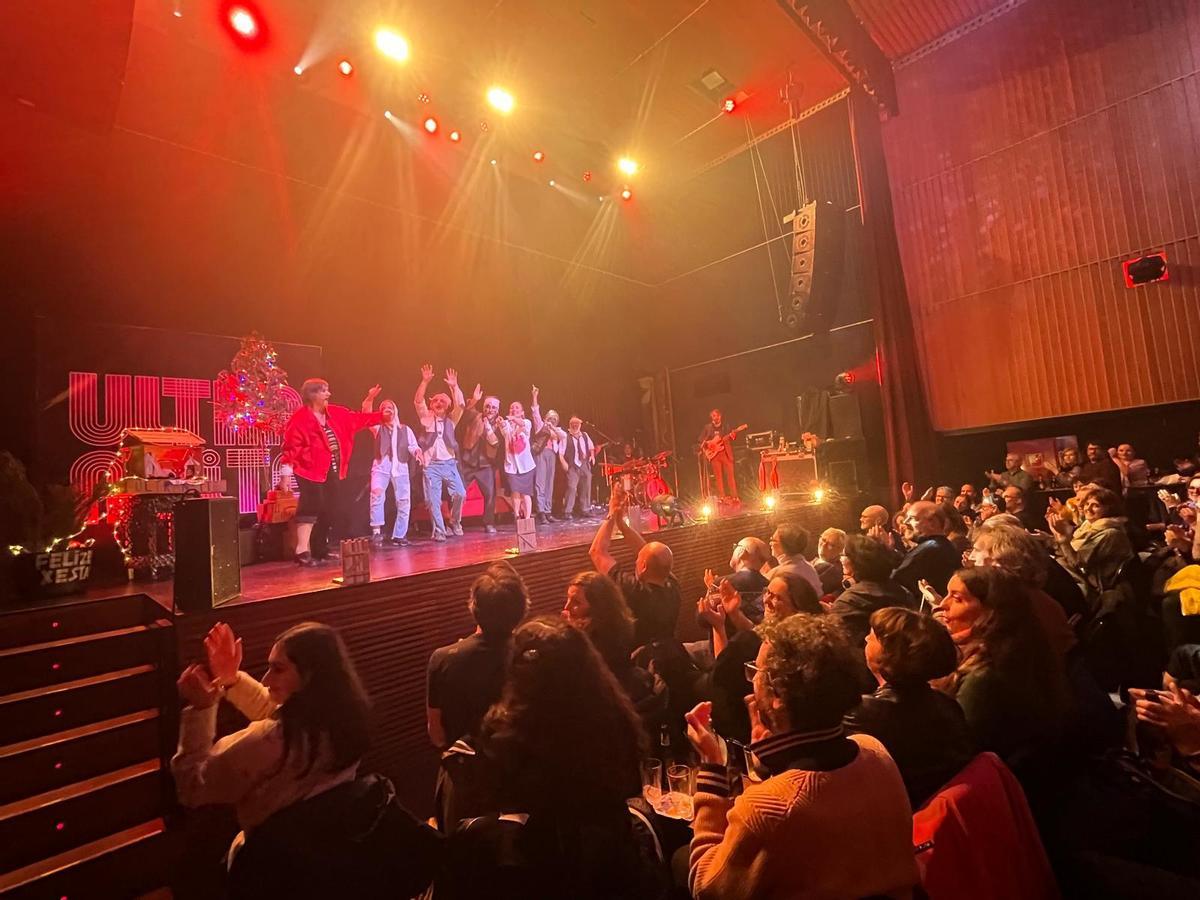 La Sala Capitol, que también ha recuperado las Ultranoite de la compañía Chévere, cumple 90 años este 2025