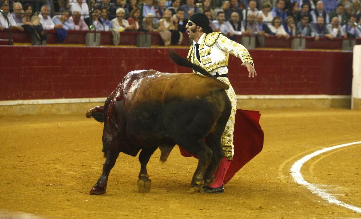 Juan José Padilla se retira en Zaragoza