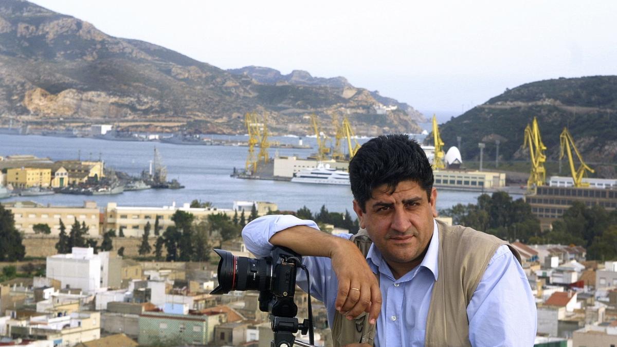 El fotógrafo Carlos Gallego en Cartagena.