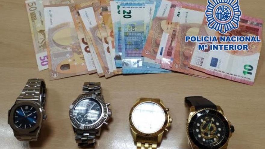 Joyas y dinero robado en una vivienda de San Fernando
