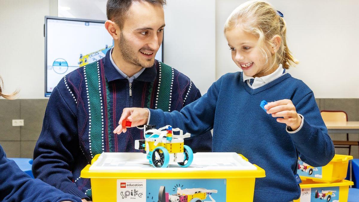 O Castro British International School imparte todas las etapas educativas.