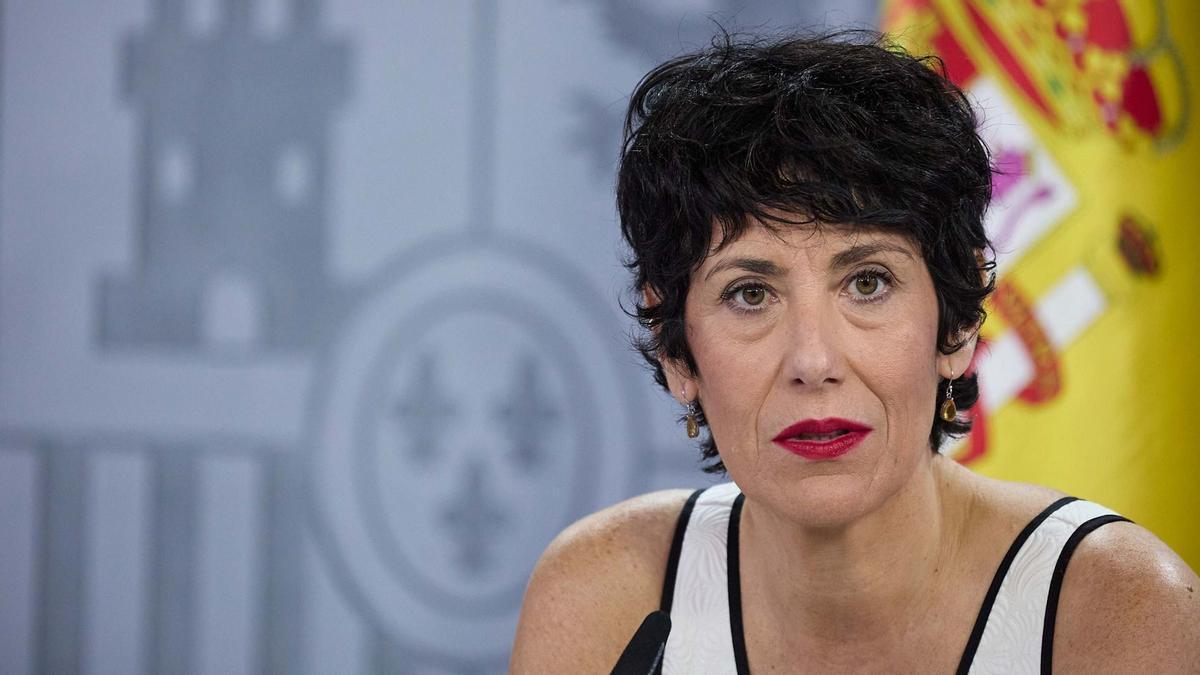 Elma Saiz, ministra de Inclusión, Seguridad Social y Migraciones, sobre si los jóvenes cobrarán una pensión: "La caja no se ha roto".