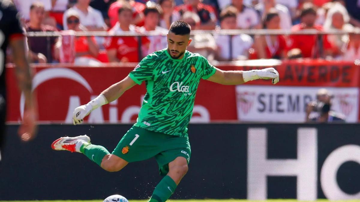 Leo Román, en un partido con el Mallorca esta temporada.