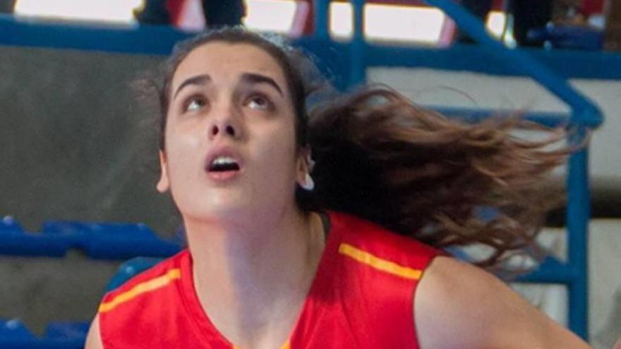 Paula Ginzo, primer refuerzo del UCAM Jairis