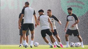 ¡El Barça vuelve a entrenar con la plantilla al completo en Los Angeles!