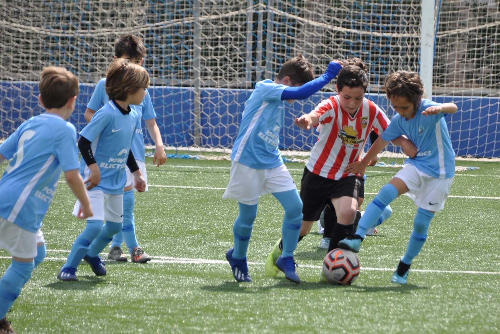 El fútbol base vuelve a sonreír