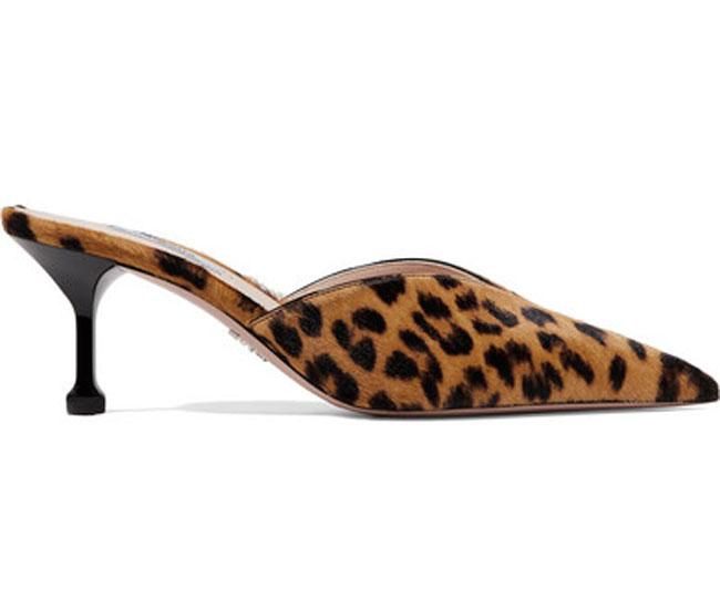 De piel y con estampado de leopardo