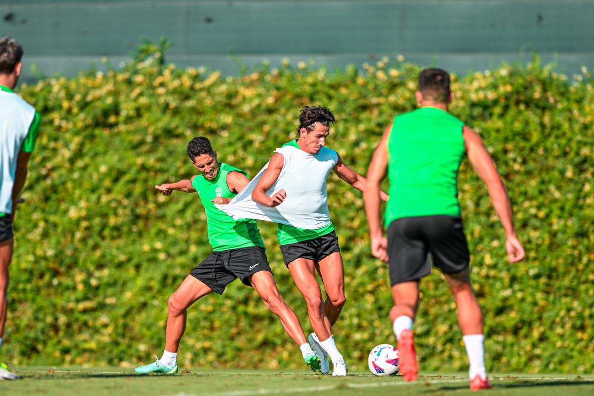 Entrenamiento de ayer del Elche en La Finca Resort