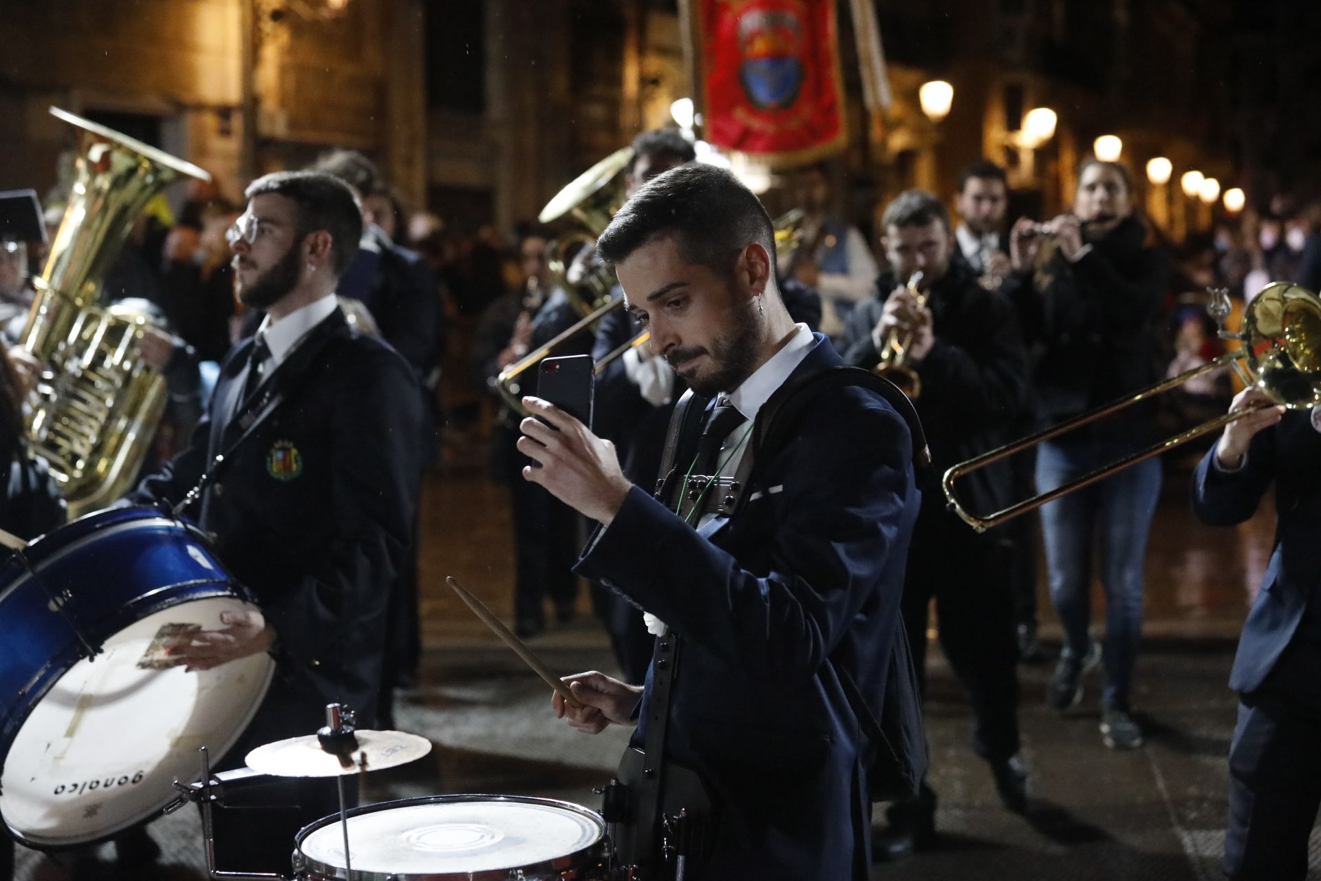 Búscate en el primer día de ofrenda por la calle Quart (entre las 22:00 a las 23:00 horas)