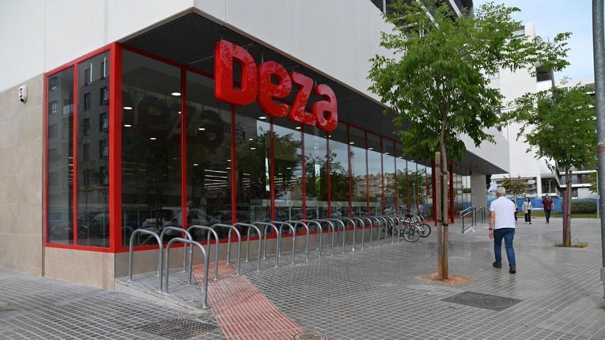 Deza, el supermercado mejor valorado de Andalucía y entre los líderes nacionales en reputación online