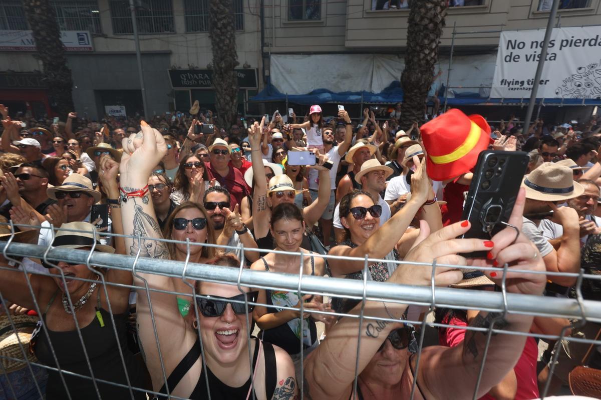 La potente mascletà del miércoles 22 de junio en imágenes