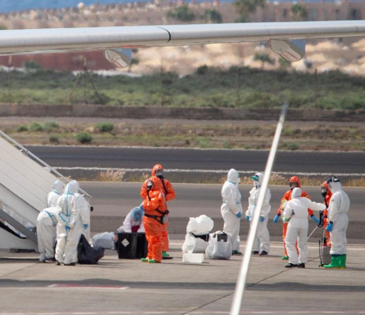 Operació d’evacuació a Tenerife.  | ANTON IO SEMPERE / AFP