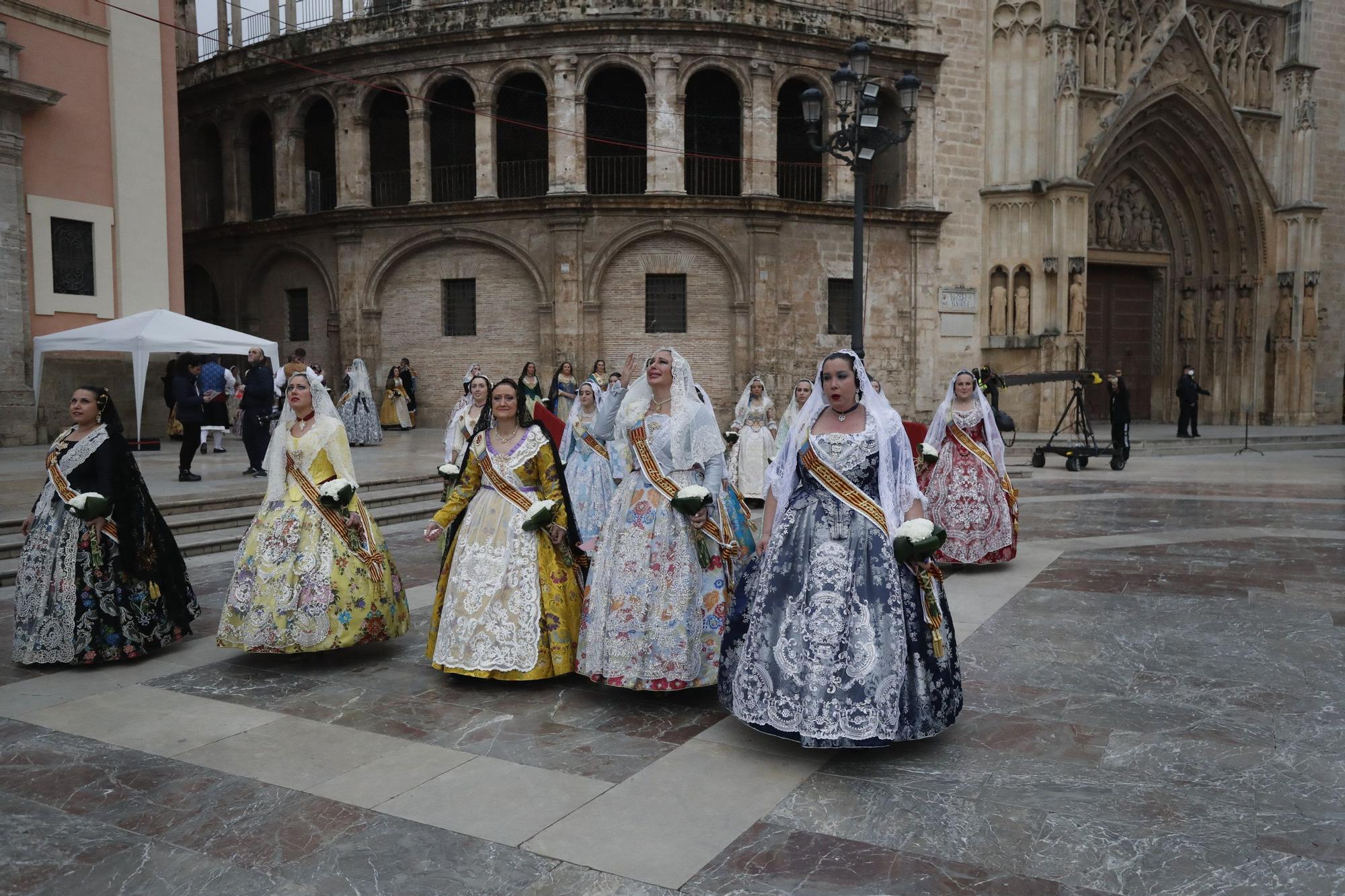 Búscate en el segundo día de ofrenda por la calle de la Paz (entre las 17:00 a las 18:00 horas)