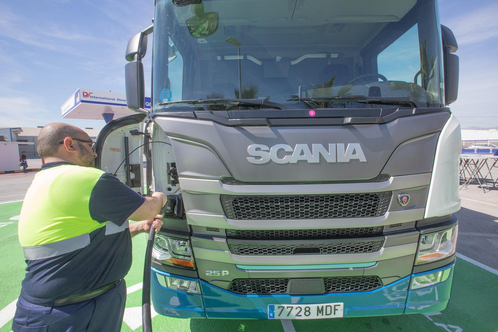 Inauguran en San Isidro el primer punto de recarga eléctrica del corredor mediterráneo para el transporte pesado