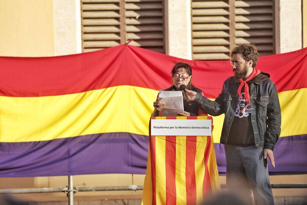 ACTO HOMENAJE A LA PROCLAMACIÓN DE LA SEGUNDA REPUBLICA