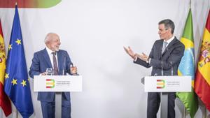 Sánchez i Lula exhibeixen a Barcelona l’aliança anti Trump