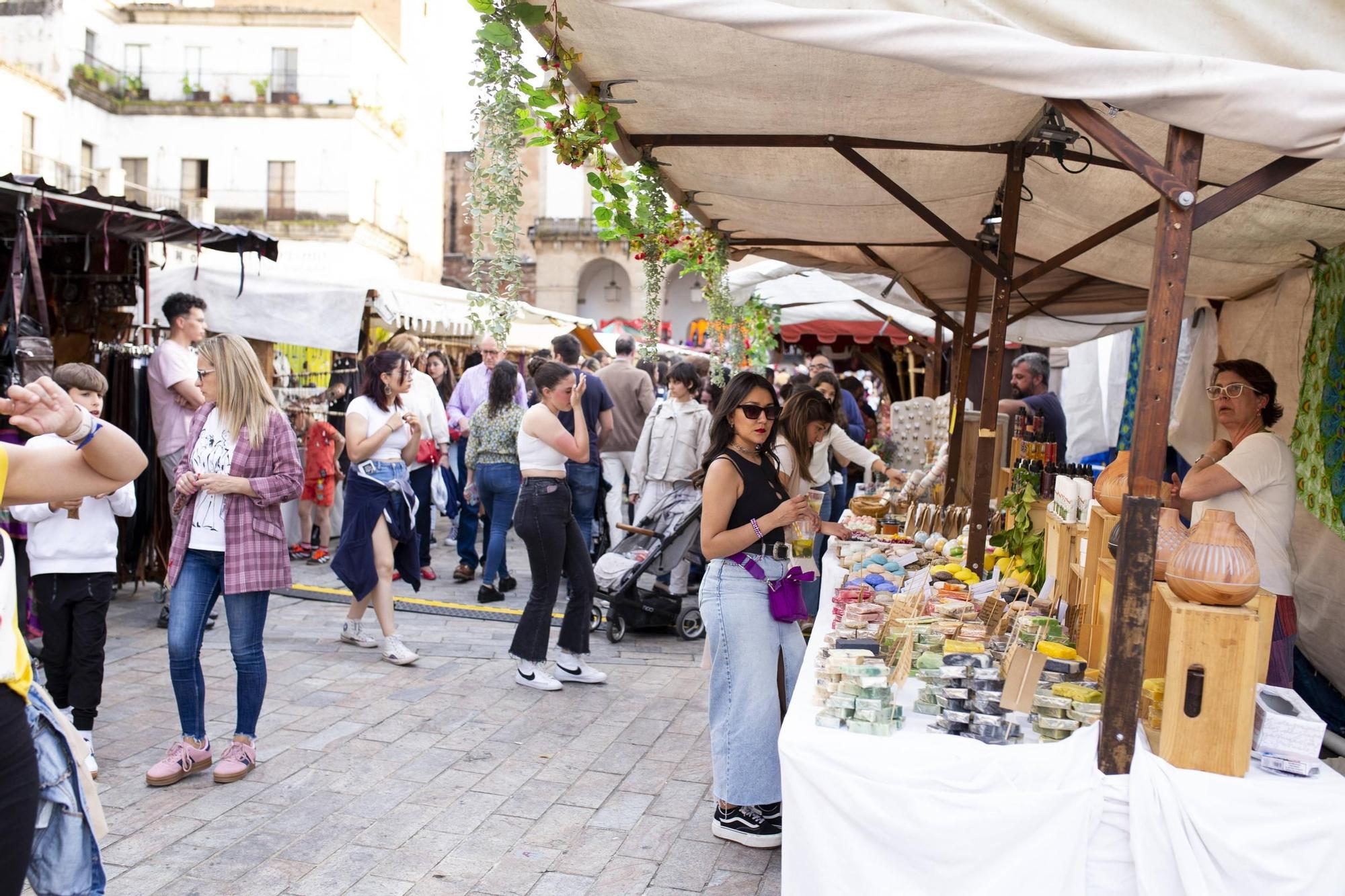 Así se ha desarrollado el sábado en el Mercado de la Primavera de Cáceres