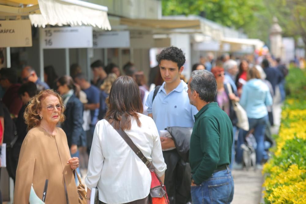 Un paseo por la 52ª Fira del Llibre de València